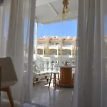 아파트 A Bright With A Pool *