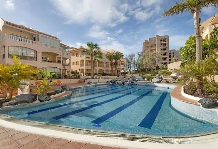 Apartament A Bright With A Pool *